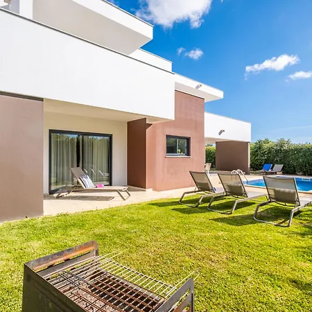 Novochoro - Large Garden- Heatable Pool By Dreamvillasalbufeira Villa