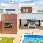 Villas Novochoro - Large Garden Albufeira