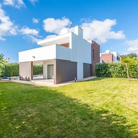 Novochoro - Large Garden- Heatable Pool By Dreamvillasalbufeira Villa Albufeira