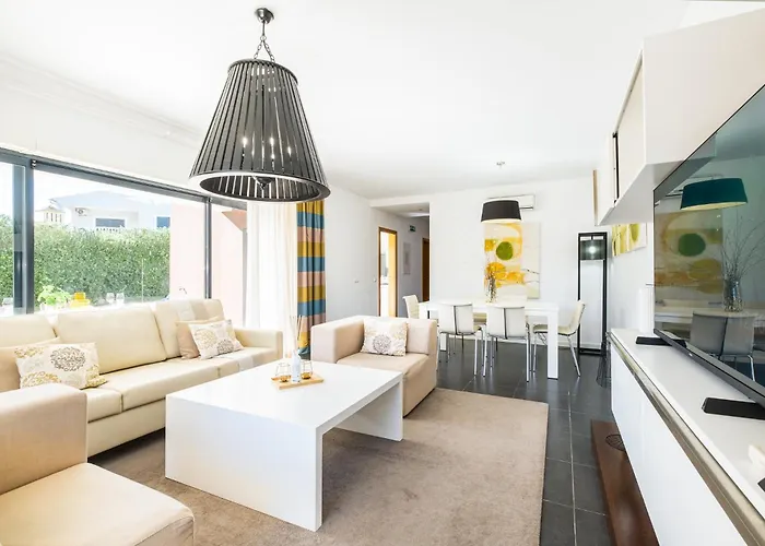 Novochoro - Large Garden- Heatable Pool By Dreamvillasalbufeira Villa