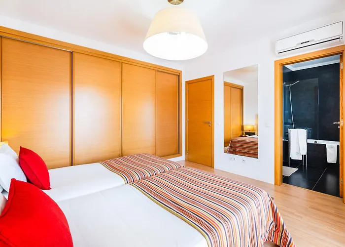 Novochoro - Large Garden- Heatable Pool By Dreamvillasalbufeira Villa