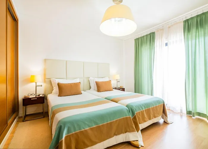 Villa Novochoro - Large Garden- Heatable Pool By Dreamvillasalbufeira Albufeira