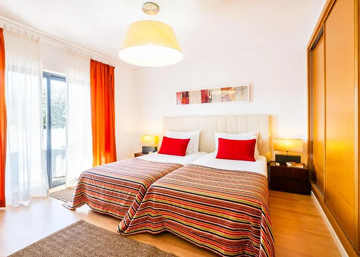 Novochoro - Large Garden- Heatable Pool By Dreamvillasalbufeira * Albufeira